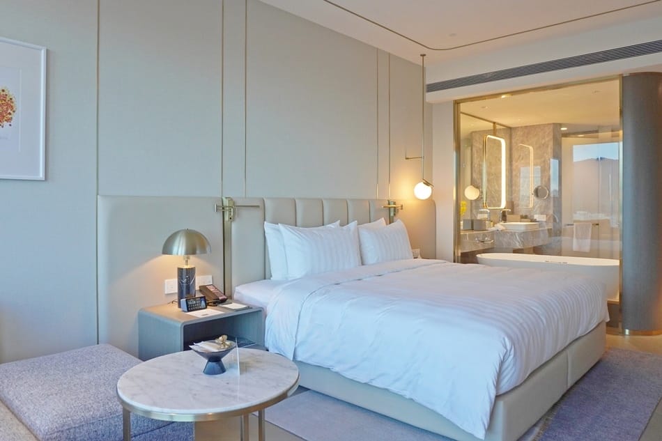 【台北漢來大飯店】全新吃到飽品牌「島語自助餐廳」,無邊際泳池