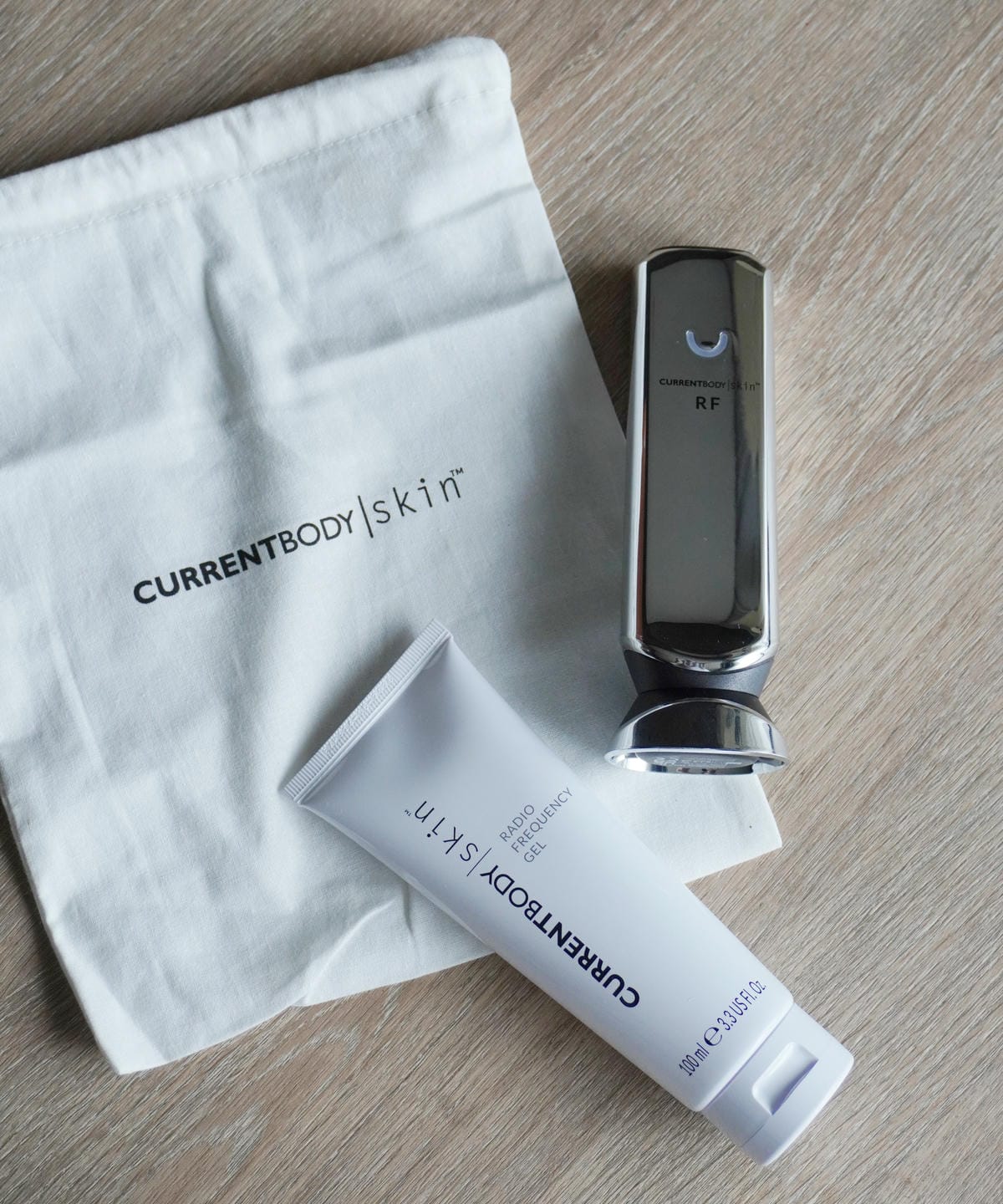 【CurrentBody Skin RF射頻美容儀】打造居家嫩膚時光,膠原蛋白up,輕鬆保養,智能溫控,抗老射頻儀推薦