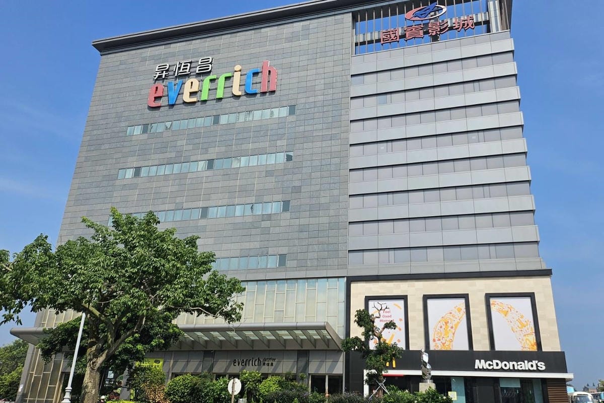 105317.jpg 105317.jpg