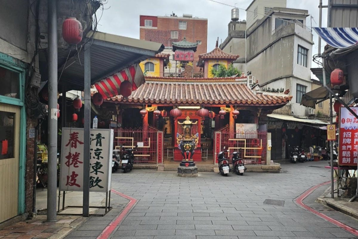 104982_0.jpg 104982_0.jpg