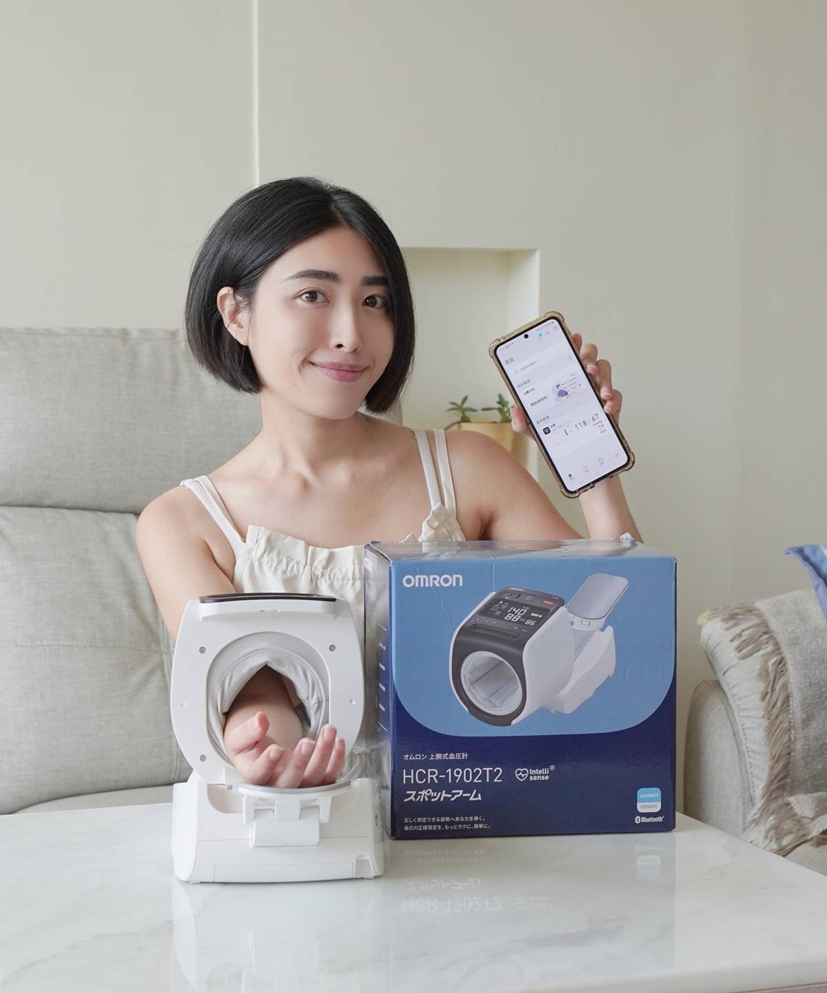【OMRON 歐姆龍】藍牙隧道式血壓計 HCR-1902T2，藍牙傳輸APP輕鬆管理，居家健康守門員