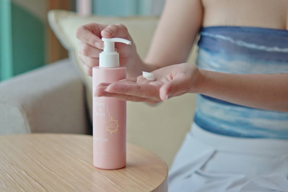 【Éternité 奇蹟撫紋精華乳液】試用心得，全身可用乳液推薦，從乾燥粗糙到柔潤細緻的奇蹟旅程