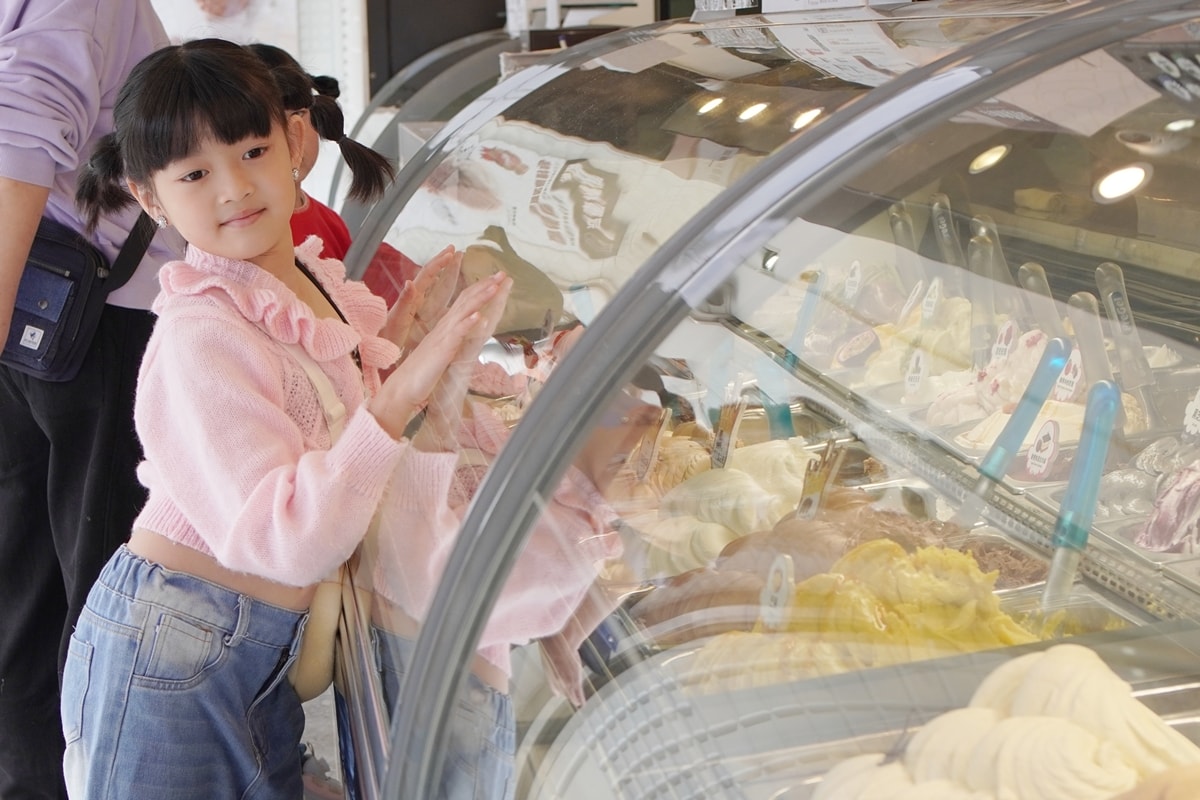 【南投景點】Feeling18 南投埔里18度C巧克力工房 商圈，下午茶、冰淇淋、巧克力、世界冠軍伴手禮推薦