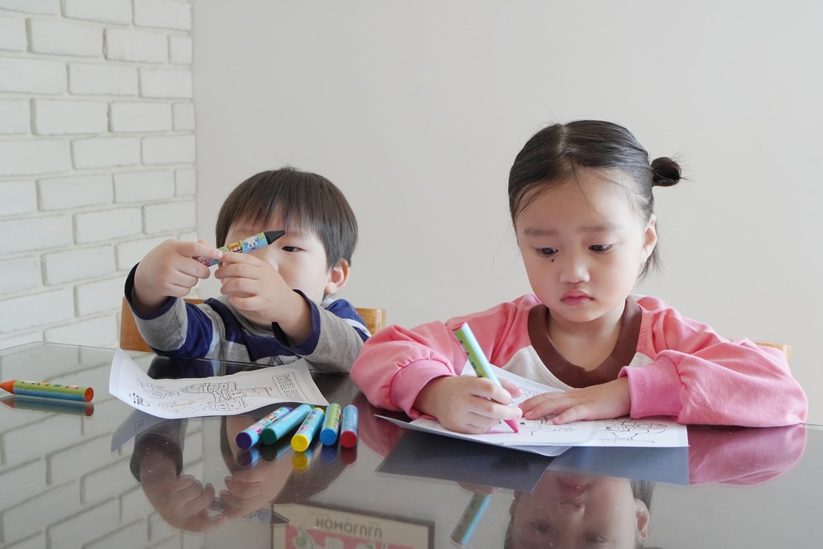 【Babytiger虎兒寶】兒童用品網購推薦,開箱韓國POLI波力正版授權nunuKIDS車用遮陽簾+波力蠟筆 - 第13張圖 【Babytiger虎兒寶】兒童用品網購推薦,開箱韓國POLI波力正版授權nunuKIDS車用遮陽簾+波力蠟筆