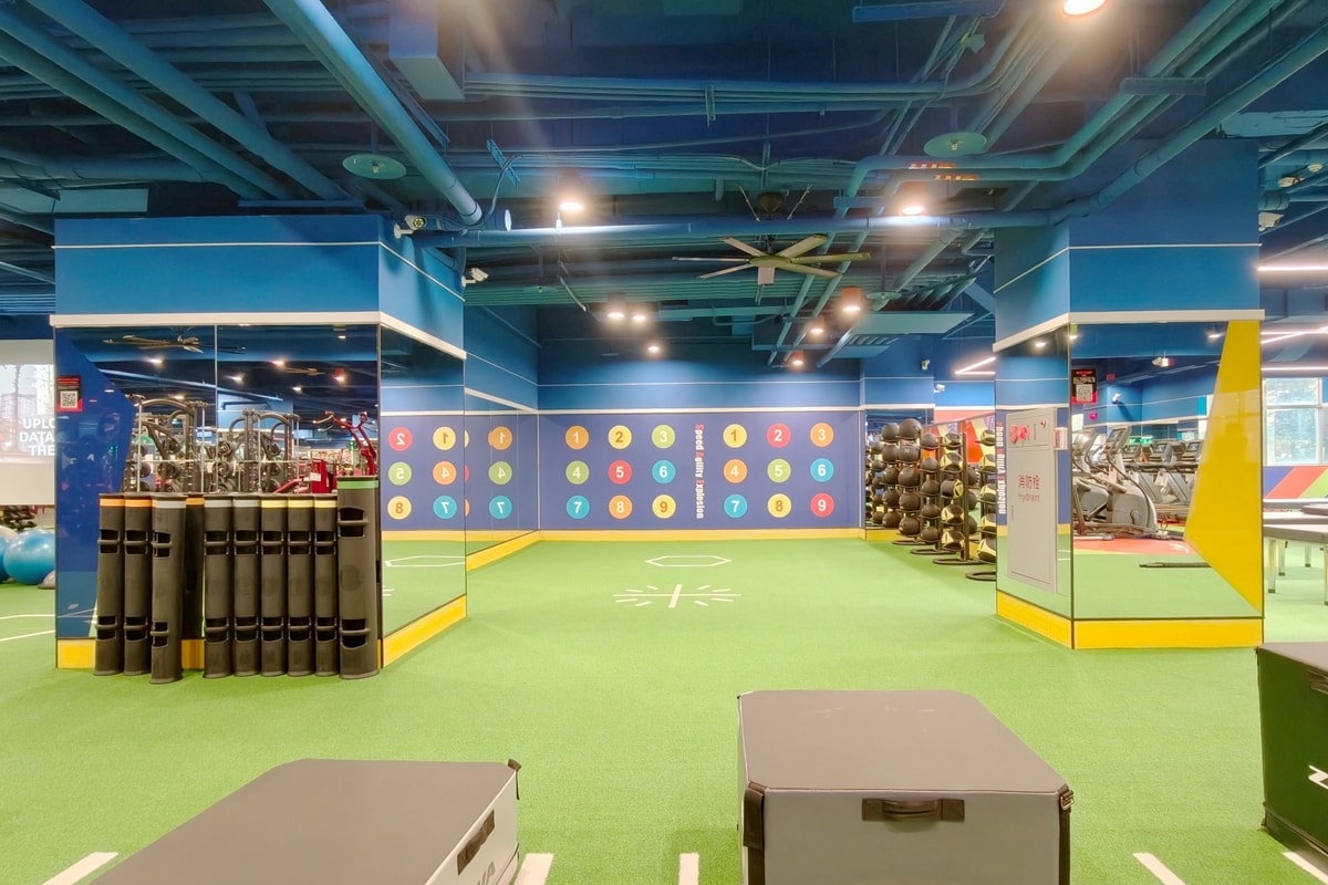【健身房推薦】新竹全新地點香山店，館內設施，World Gym 領取14天免費體驗，多元有氧團課體驗