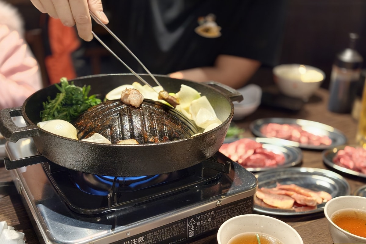 【北海道札幌】北海道札幌美食推薦,成吉思汗烤肉,羊脂香氣滿分的「札幌ジンギスカン 羊座」 - 第7張圖 【北海道札幌】北海道札幌美食推薦,成吉思汗烤肉,羊脂香氣滿分的「札幌ジンギスカン 羊座」