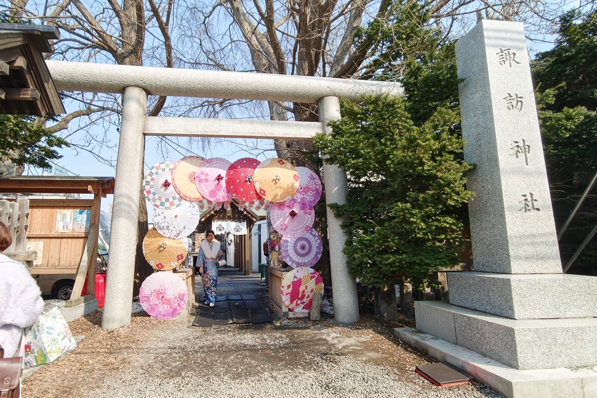 【北海道札幌】北海道冬季限定！超可愛的「透明小鳥御守」在札幌諏訪神社等你來帶回家