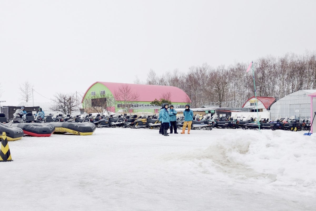 【北海道美瑛】這次來不看花，來看冬日樂趣滿滿！北海道四季彩の丘雪季，體驗鹿肉料理