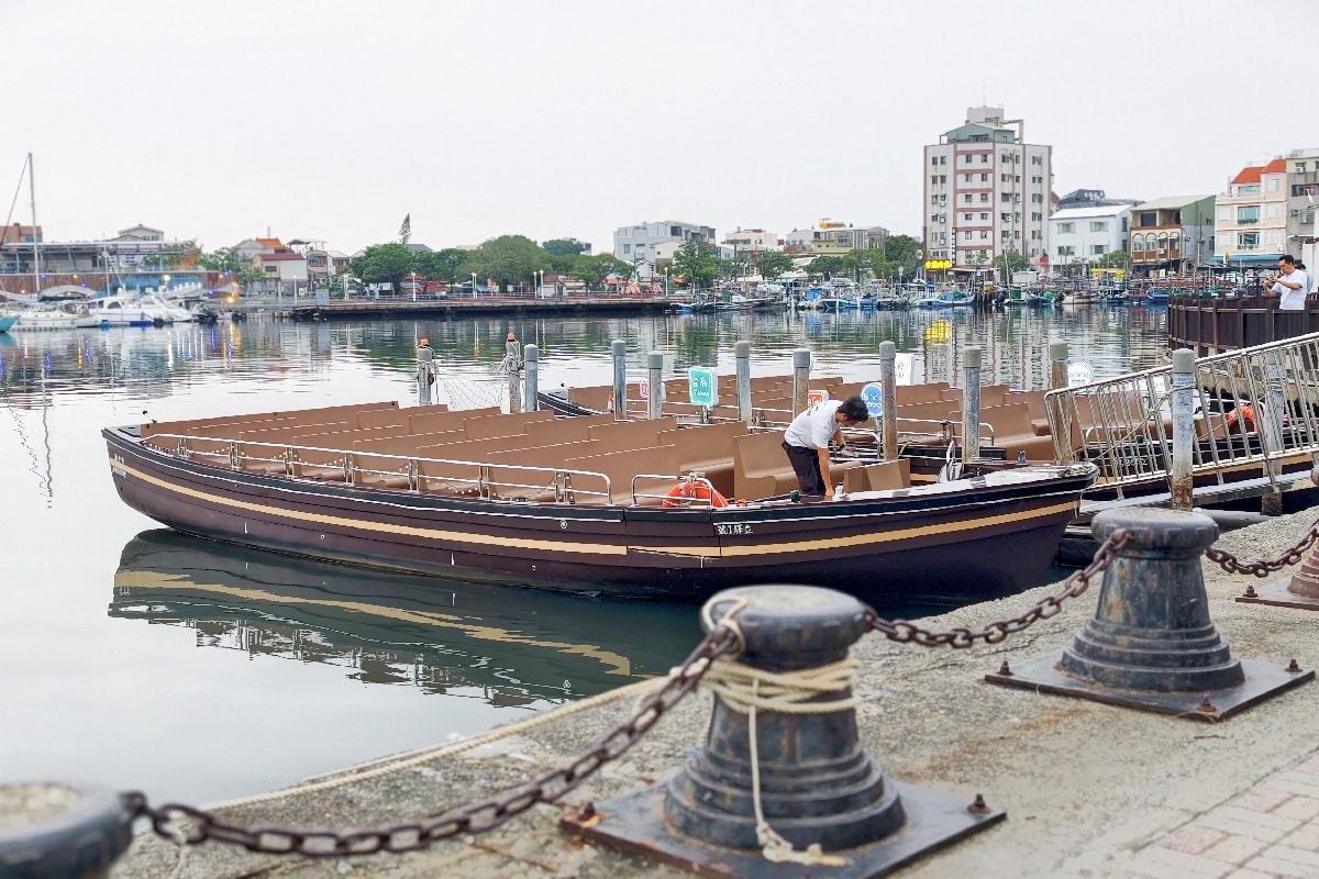 【台南運河百年慶典】立驛國際安平遊港遊運河，乘船巡遊穿越12座橋，重新感受台南之美
