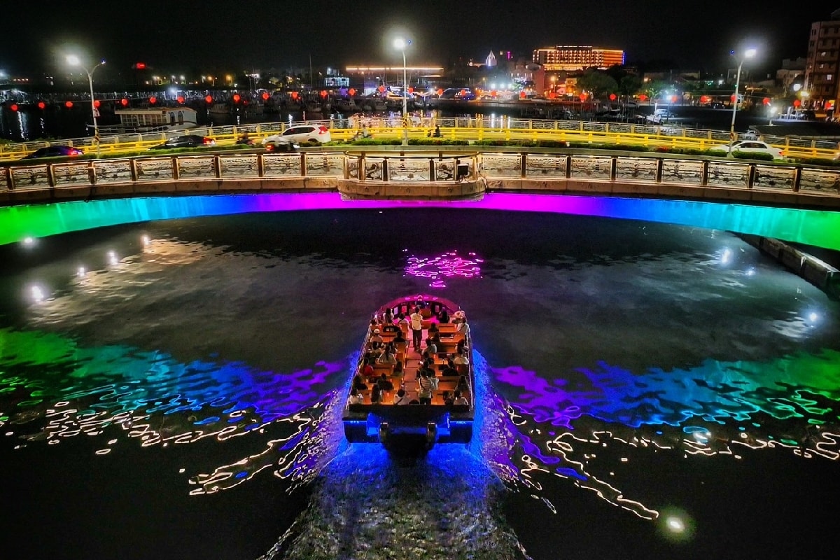 台南兩天一夜懶人包：運河百年遊船 & 臺南國家美術館，親子輕旅行這樣玩超充實！