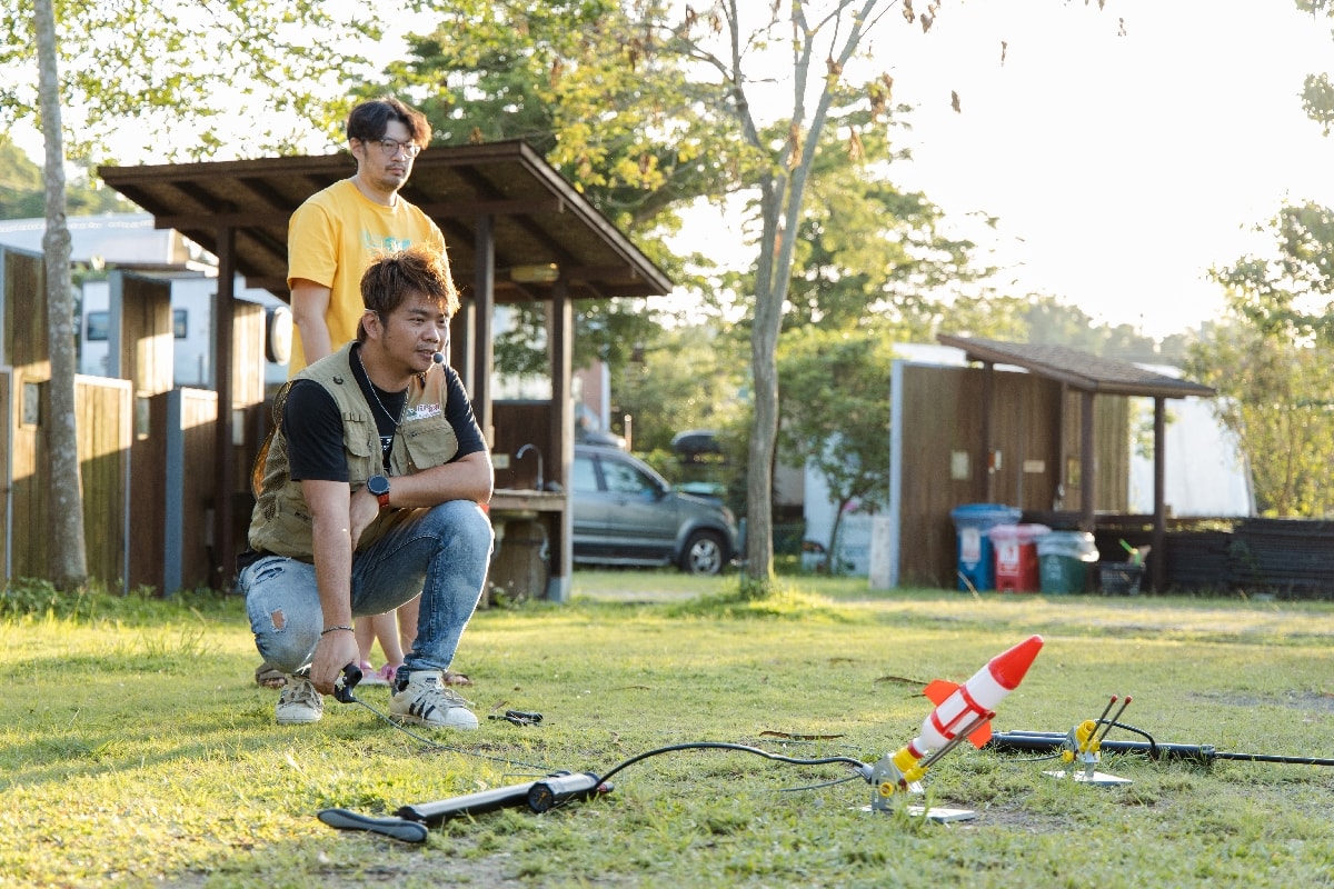 苗栗逗點露營區，豪華露營區全攻略：親子懶人必備的夢幻露營體驗，包場活動、露營車