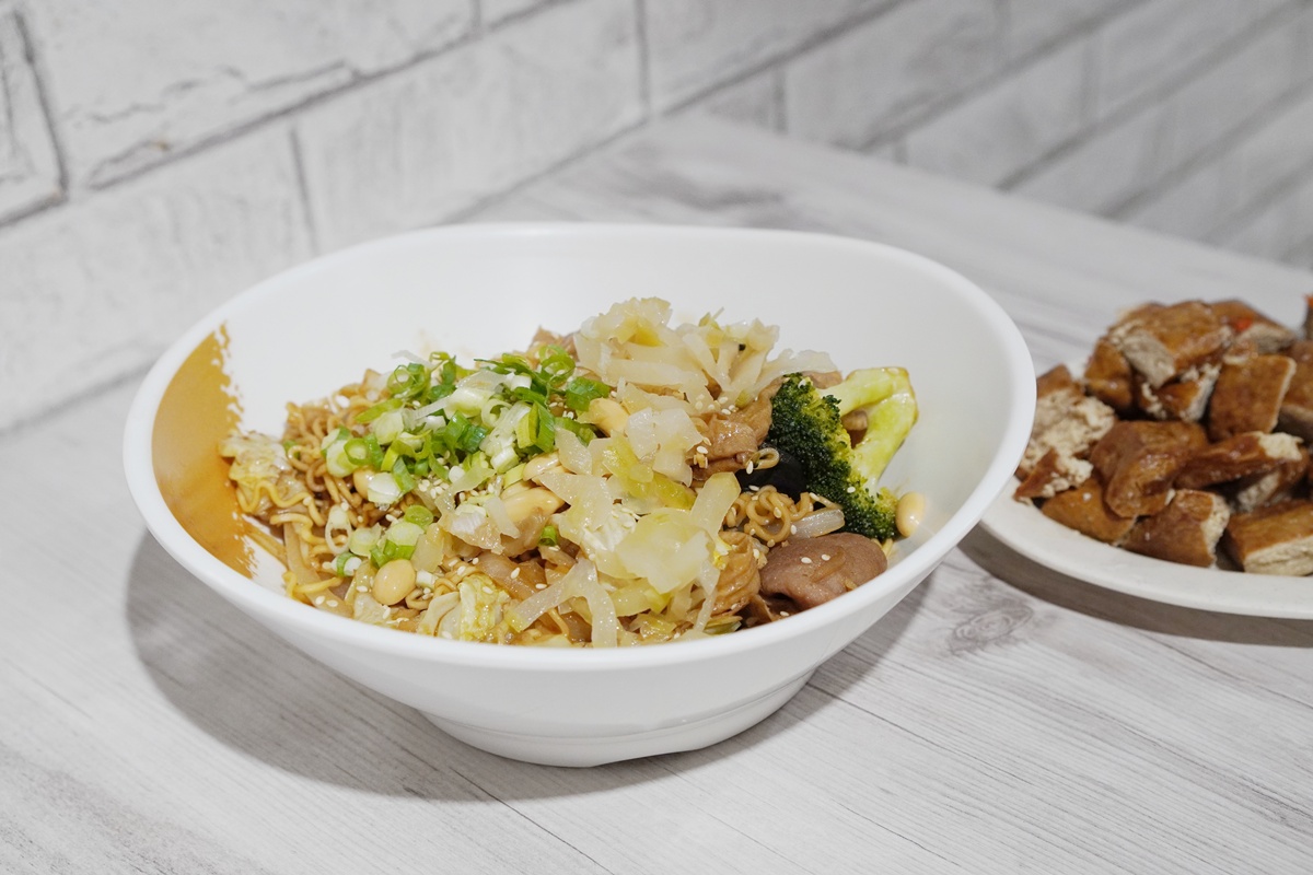 【台北文山美食】禎記滷味（中國科大總店）：萬芳醫院旁隱藏版美味！學生宵夜與追劇必備冷滷首選